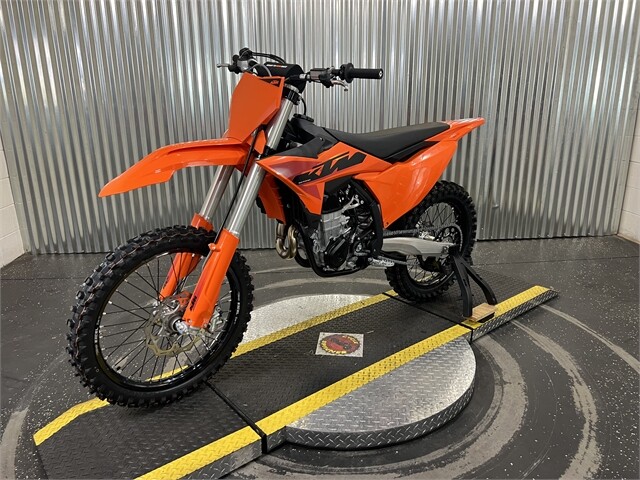 2025 KTM 450 SX-F - Photo 6