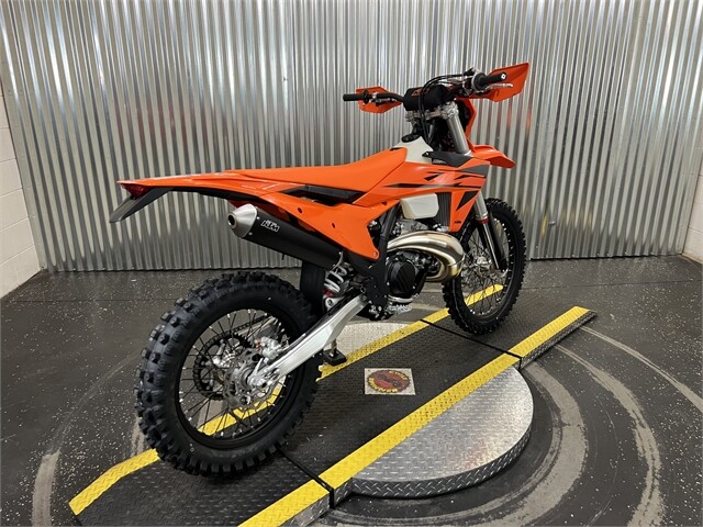 2025 KTM 300 XC-W - Photo 3