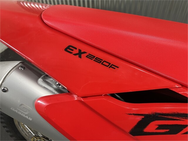 2025 GASGAS EX 250F - Photo 3