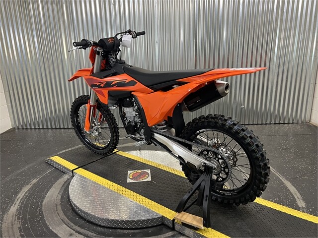 2025 KTM 450 SX-F - Photo 4