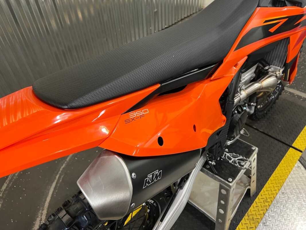 2025 KTM 350 SX-F - Photo 4