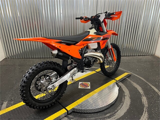2025 KTM 300 XC - Photo 3