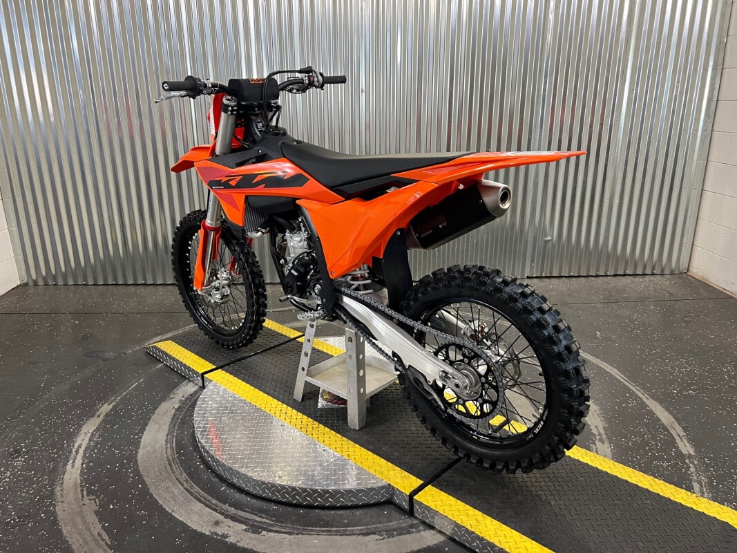 2025 KTM 350 SX-F - Photo 5