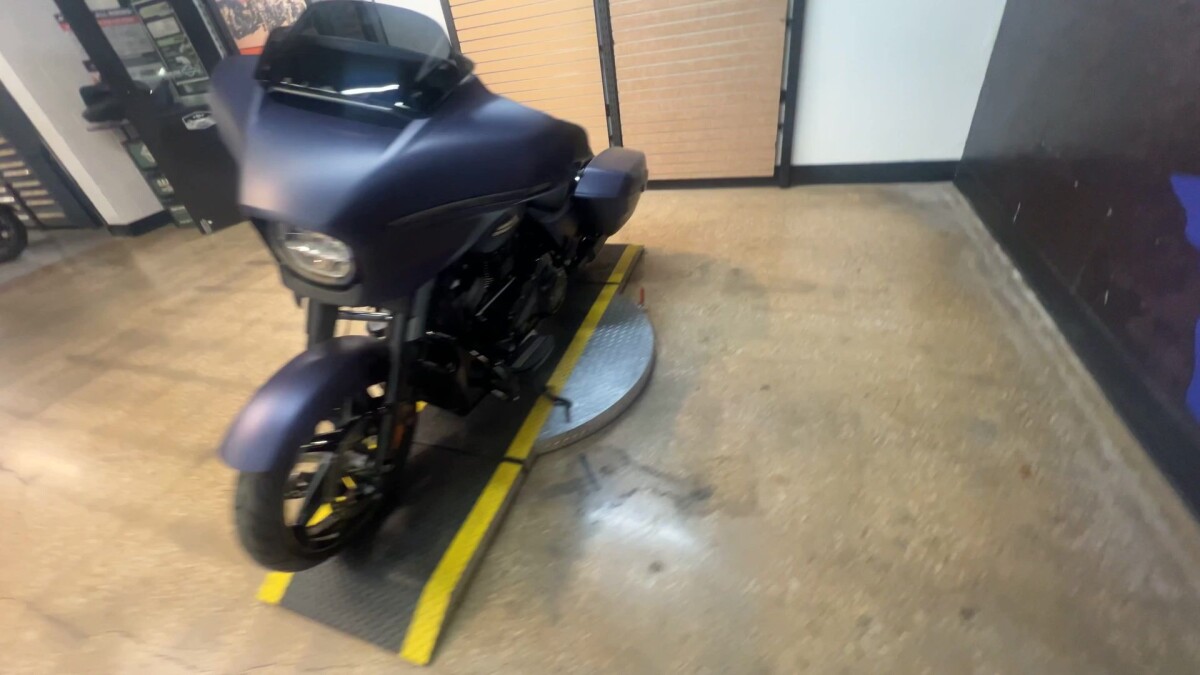 2025 Harley-Davidson Street Glide FLHX - Photo 8
