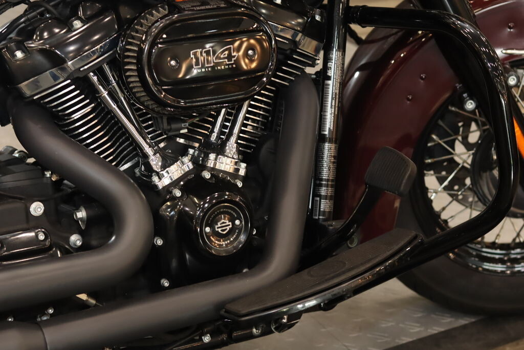 2018 Harley-Davidson Heritage Softail Classic 114 FLHCS, photo 14