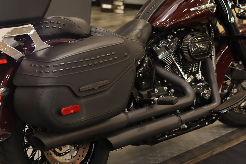 2018 Harley-Davidson Heritage Softail Classic 114 FLHCS, photo 13
