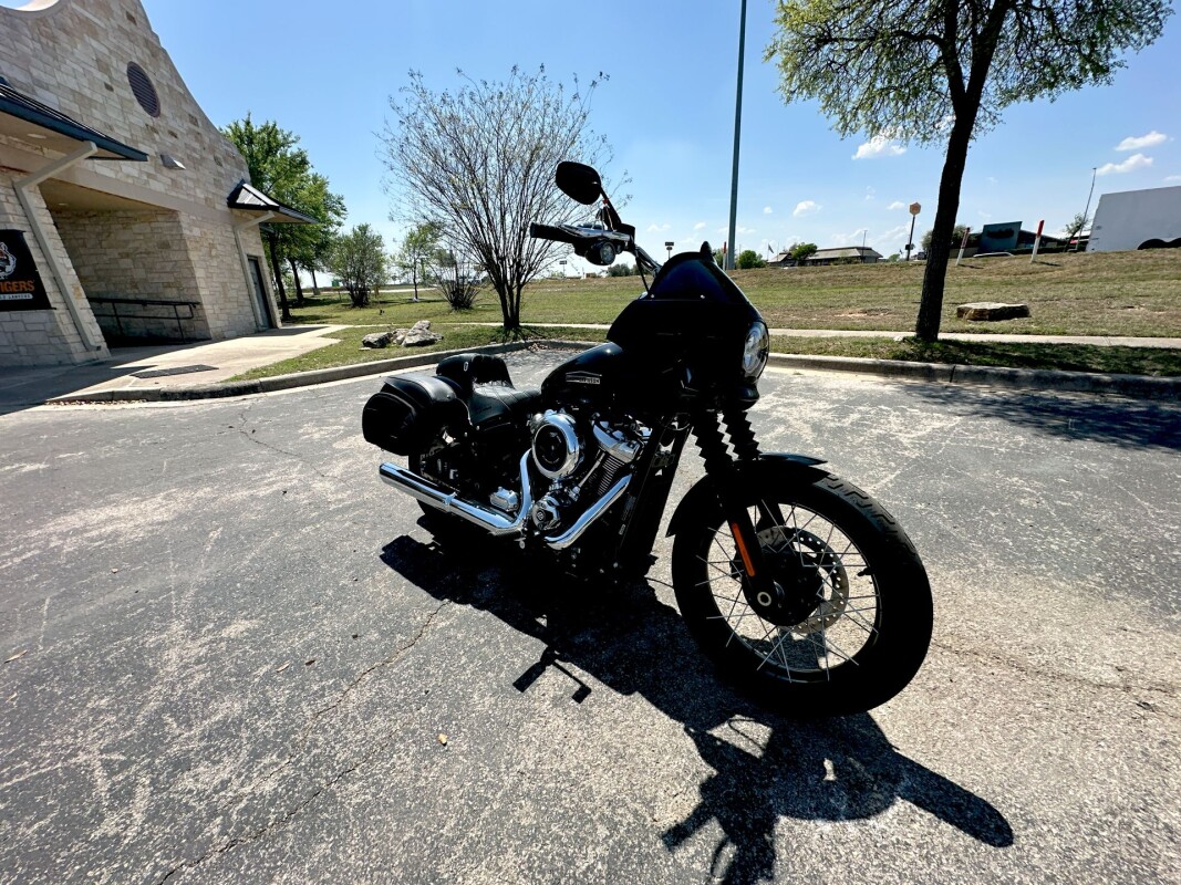 2025 Harley-Davidson Street Bob FXBB
 MSRP $18,349 - Photo 3