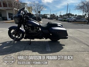 2025 Harley-Davidson<sup>®</sup> Street Glide® thumb 0