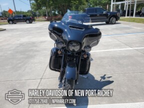 2024 Harley-Davidson<sup>®</sup> Ultra Limited thumb 3
