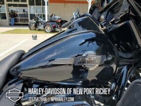 2024 Harley-Davidson<sup>®</sup> Ultra Limited thumb 1