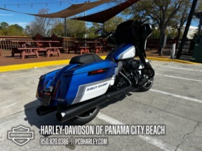 2024 Harley-Davidson<sup>®</sup> Street Glide® thumb 3