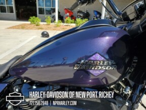 2025 Harley-Davidson<sup>®</sup> Road Glide® thumb 1