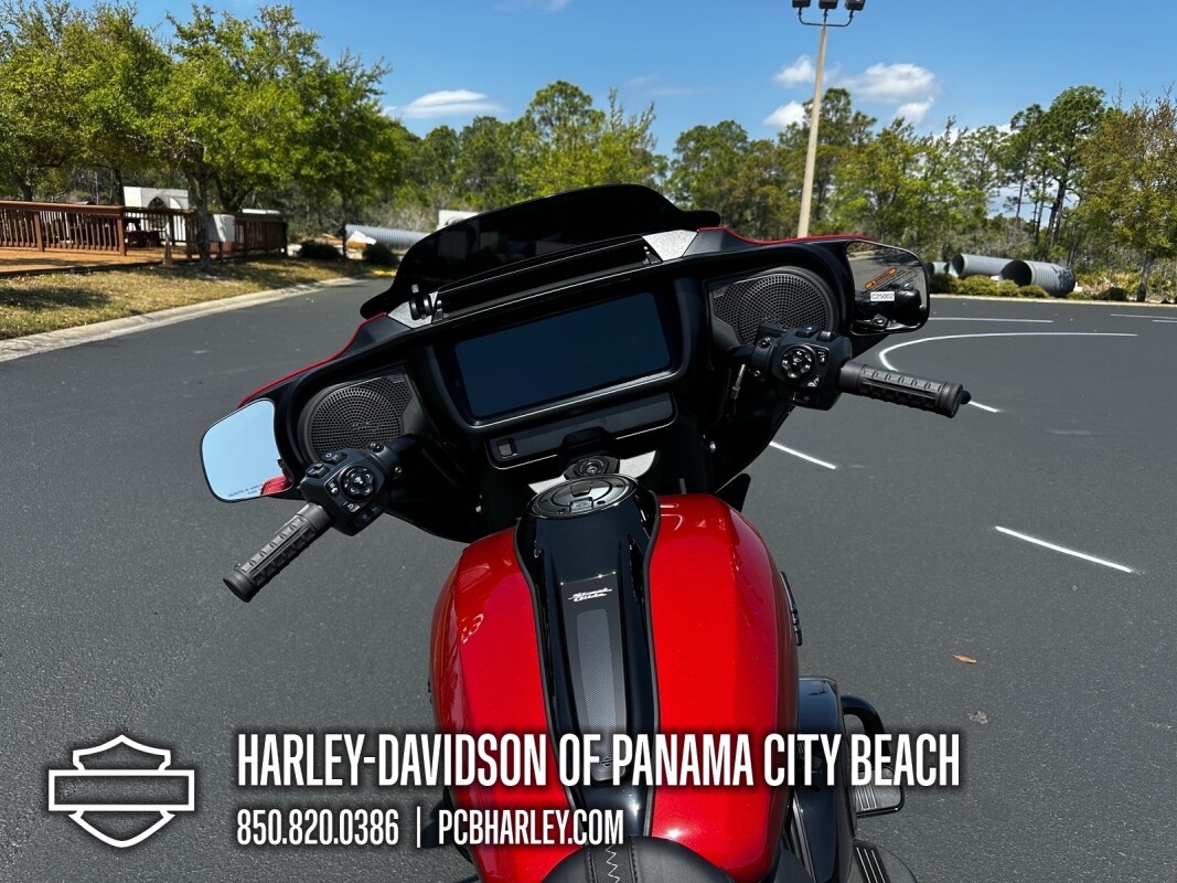 2025 Harley-Davidson Street Glide - Photo 9