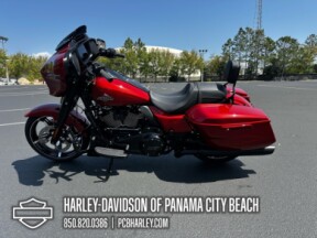2025 Harley-Davidson<sup>®</sup> Street Glide® thumb 0