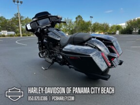 2025 Harley-Davidson<sup>®</sup> Street Glide® thumb 1