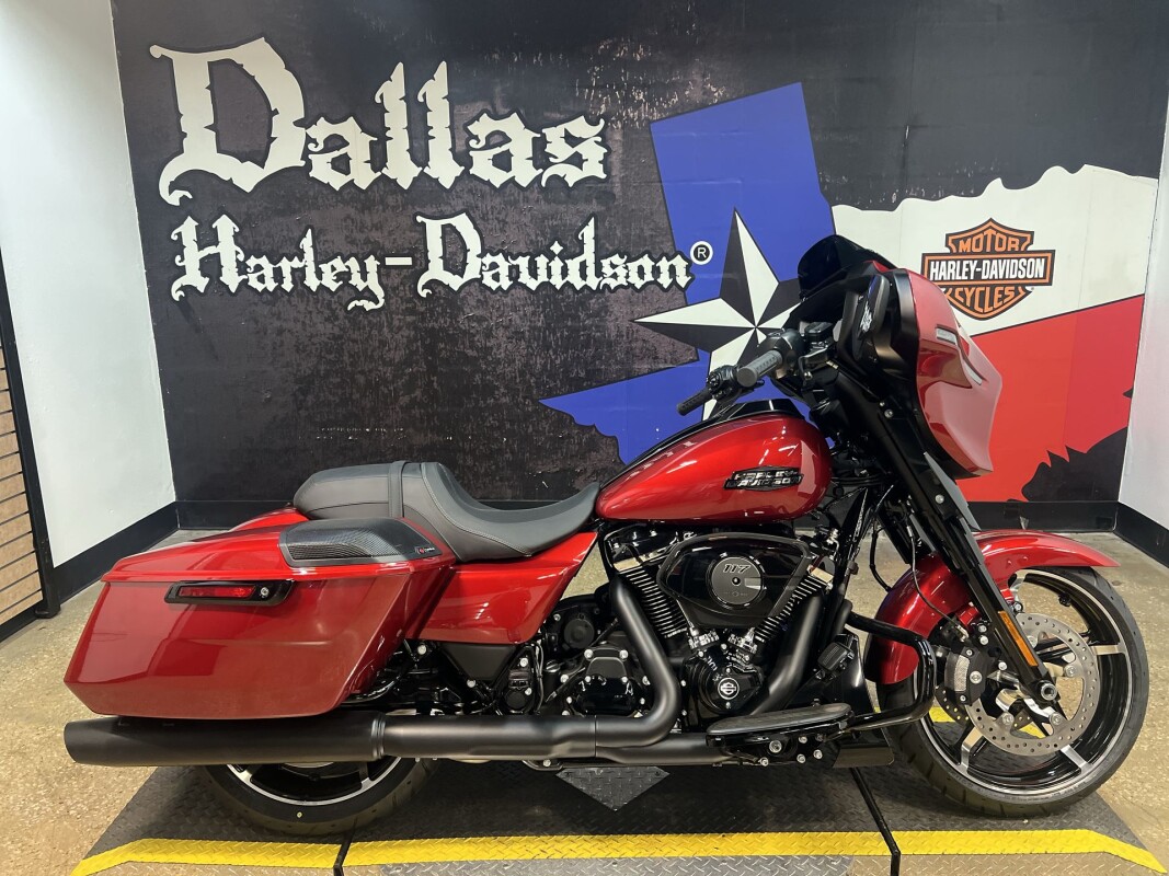 2025 Harley-Davidson Street Glide FLHX