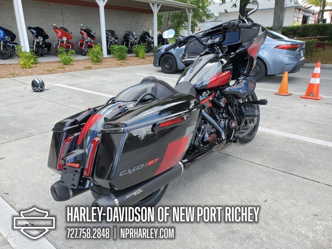 2025 Harley-Davidson CVO Road Glide ST - Photo 7