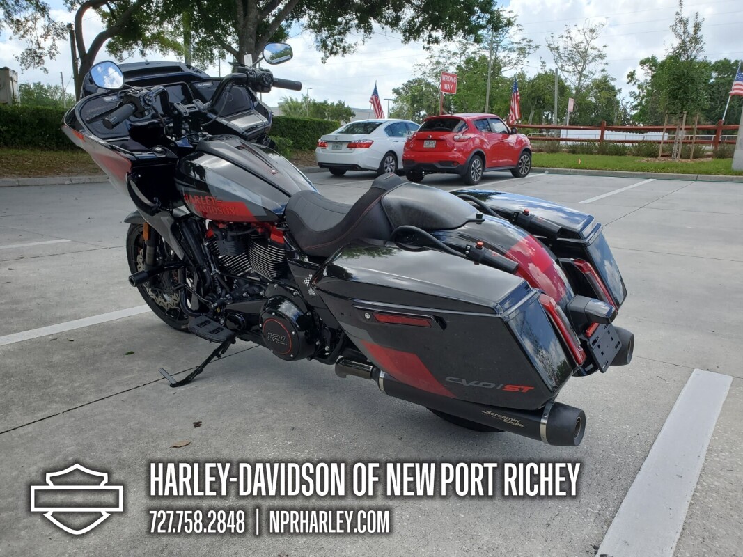 2025 Harley-Davidson CVO Road Glide ST - Photo 10