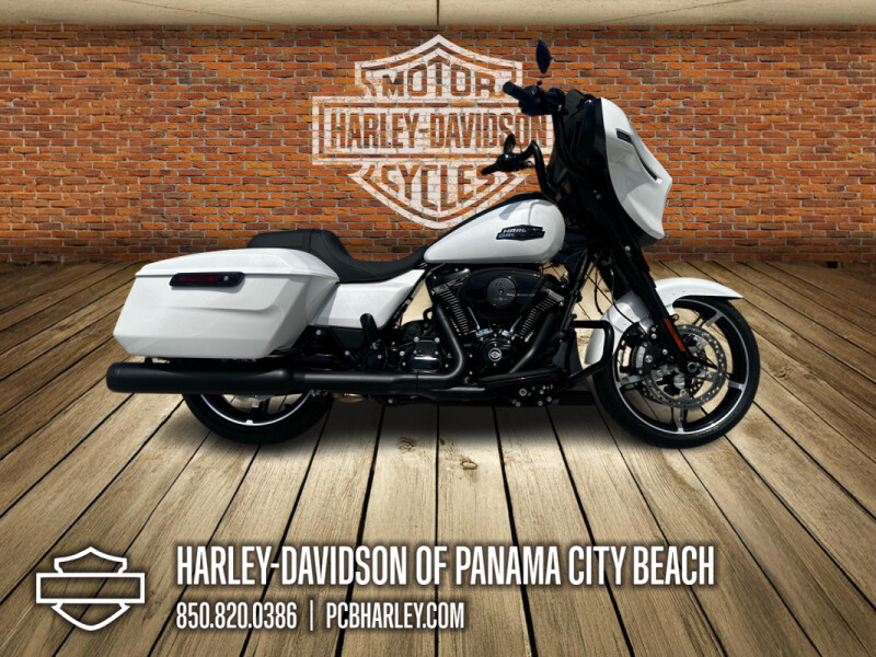 2025 Harley-Davidson<sup>®</sup> Street Glide®