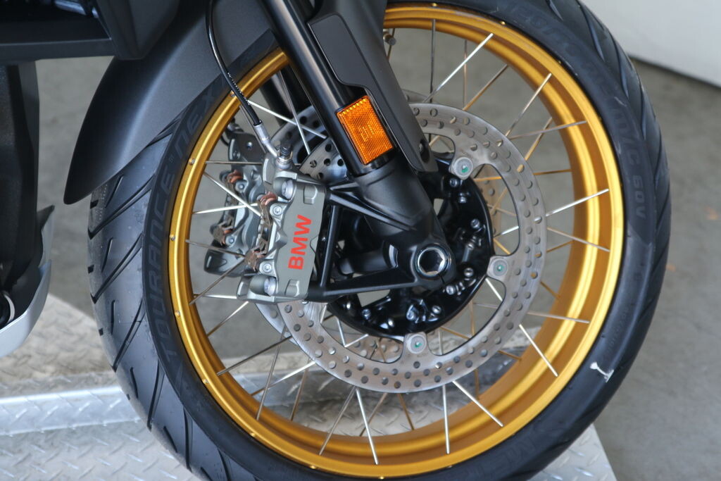 2025 BMW R 1300 GS Adventure Style Option 719 - Photo 3