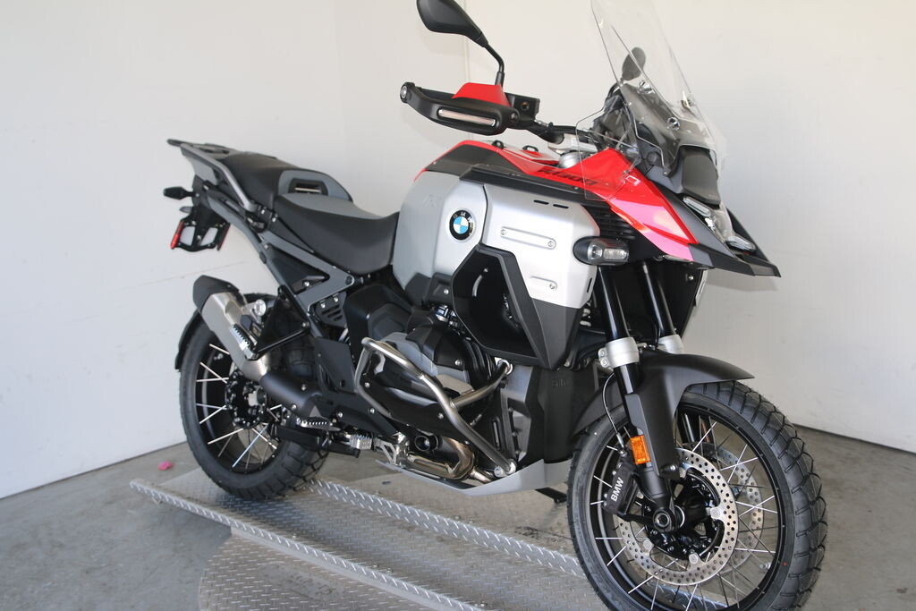 2025 BMW R 1300 GS Adventure - Photo 2