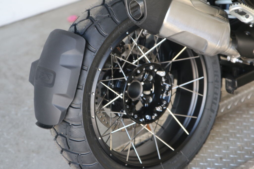 2025 BMW R 1300 GS Adventure - Photo 7