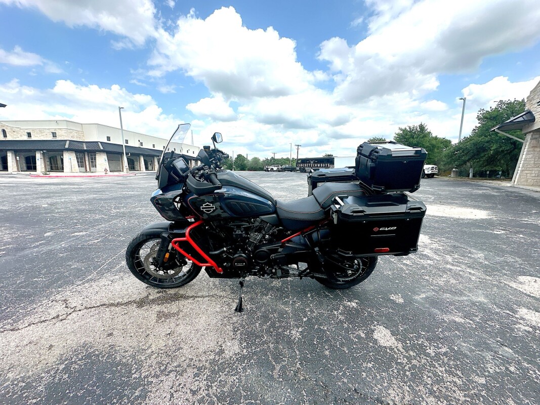 2025 Harley-Davidson CVO Pan America RA1250SE - Photo 6