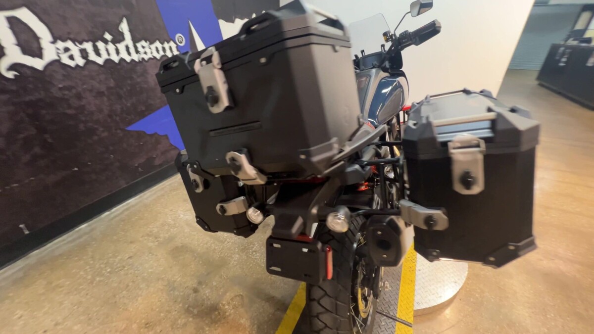 2025 Harley-Davidson CVO Pan America RA1250SE - Photo 3