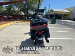 2018 Harley-Davidson® Electra Glide® Ultra Classic® thumb 2