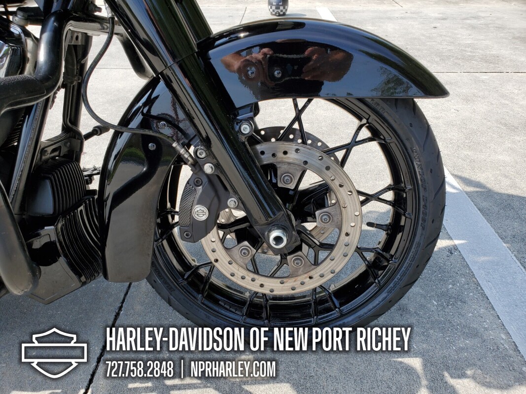 2017 Harley-Davidson® Road Glide® Special, photo 14