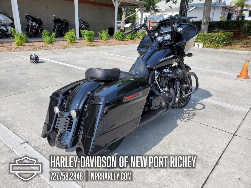 2017 Harley-Davidson® Road Glide® Special, photo 7