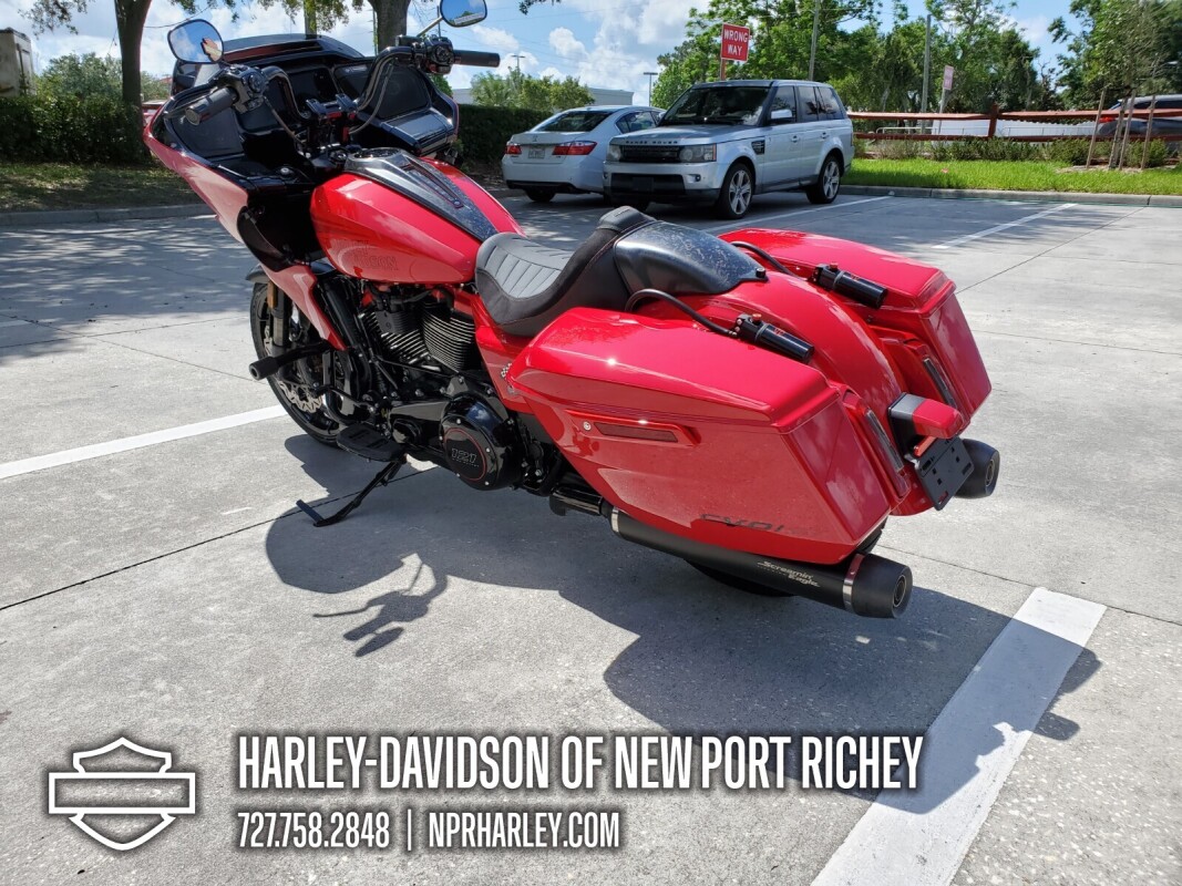 2025 Harley-Davidson CVO Road Glide ST - Photo 10