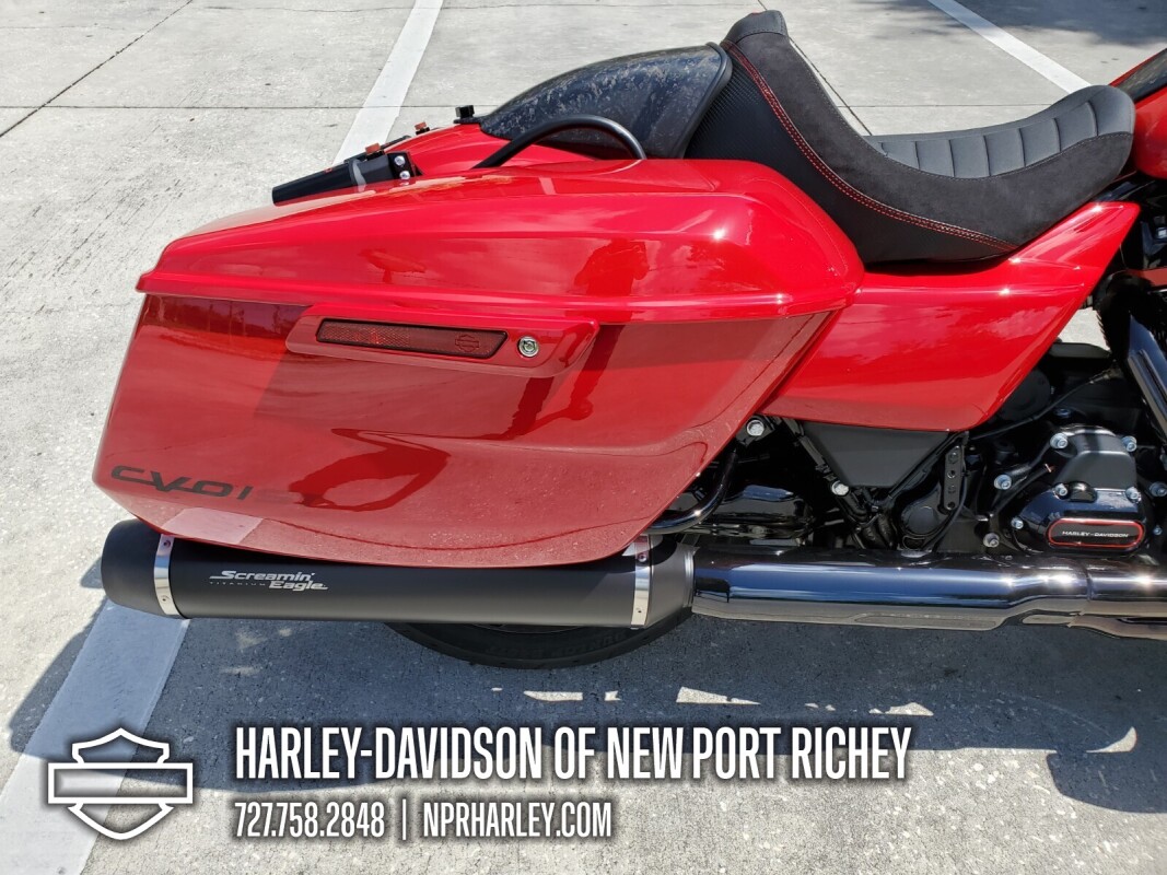 2025 Harley-Davidson CVO Road Glide ST - Photo 6