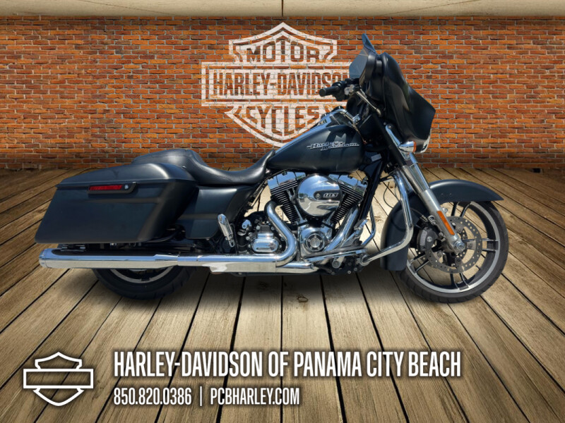 2016 Harley-Davidson<sup>®</sup> Street Glide<sup>®</sup> Special