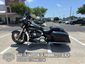2016 Harley-Davidson<sup>®</sup> Street Glide<sup>®</sup> Special thumb 0