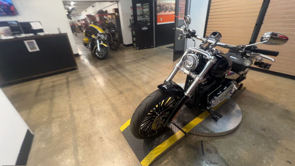 2025 Harley-Davidson Breakout FXBR - Photo 7