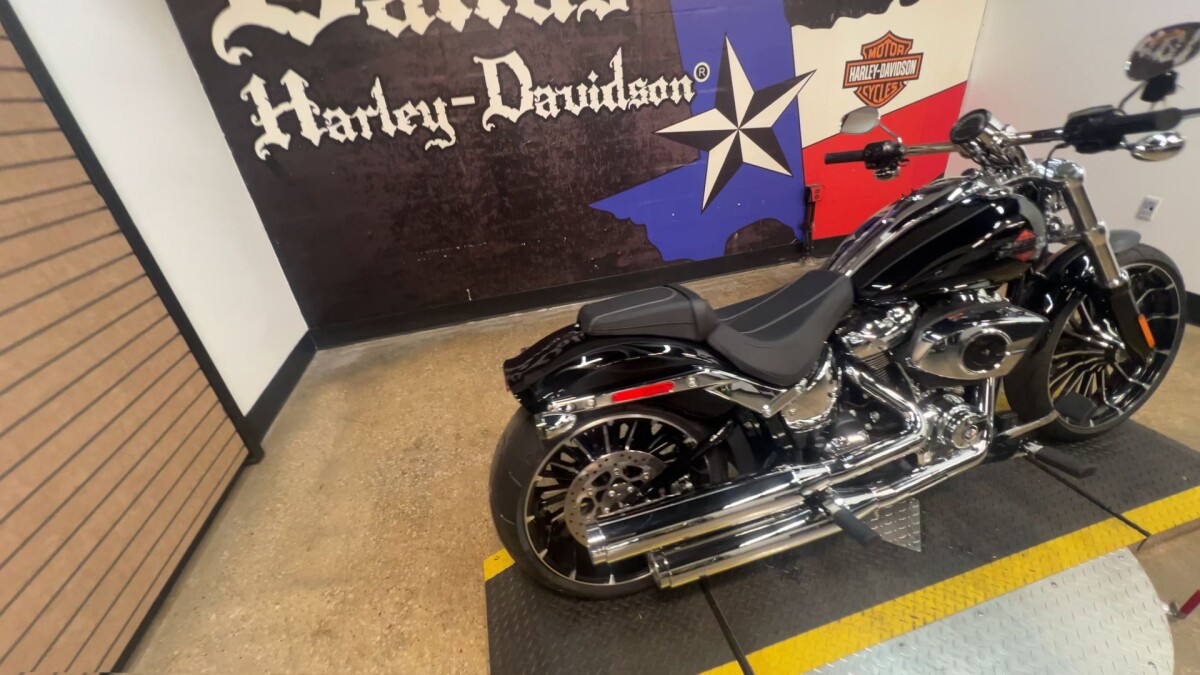 2025 Harley-Davidson Breakout FXBR - Photo 3