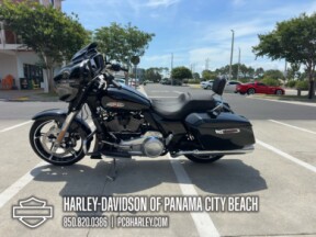 2025 Harley-Davidson<sup>®</sup> Street Glide® thumb 0
