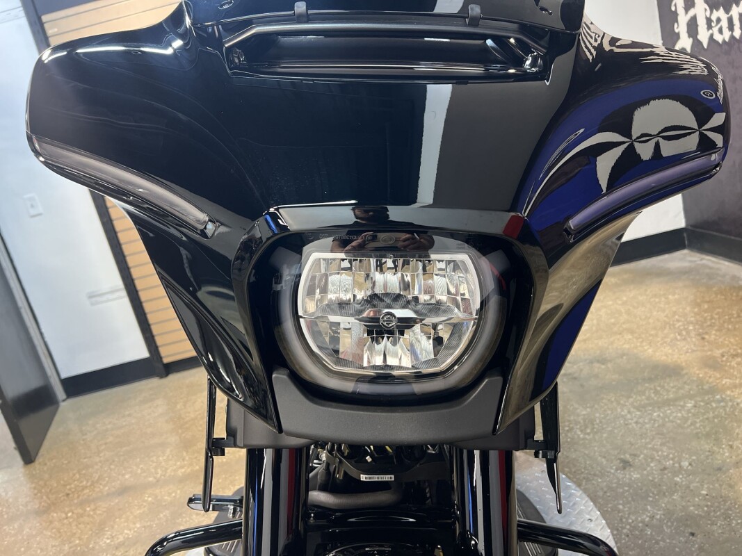 2025 Harley-Davidson Street Glide FLHX - Photo 10