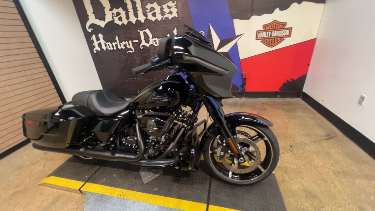 2025 Harley-Davidson Street Glide FLHX - Photo 5