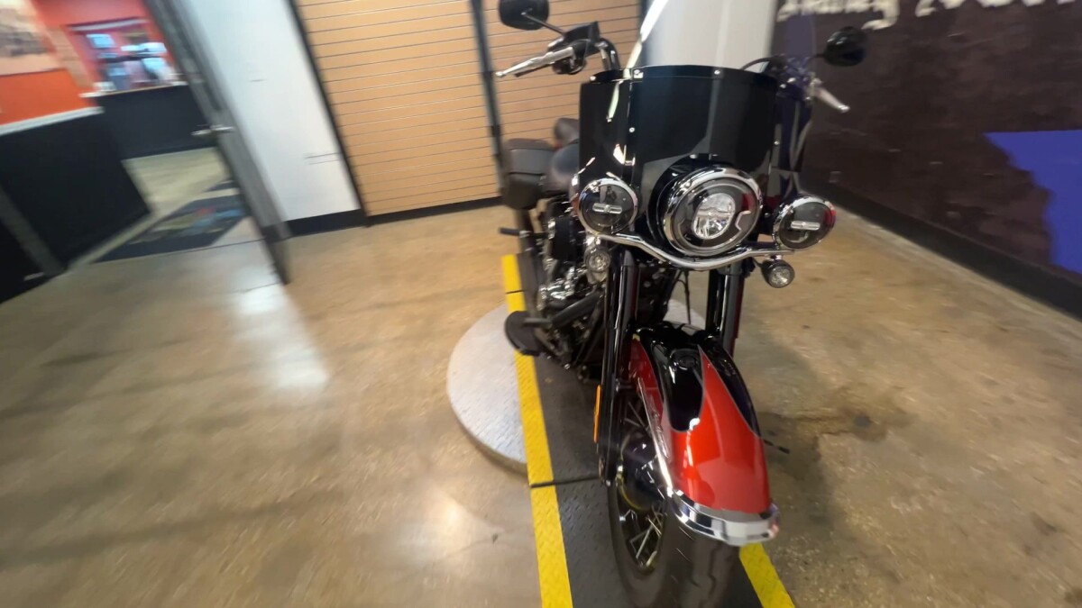 2025 Harley-Davidson Heritage Classic FLHC - Photo 7