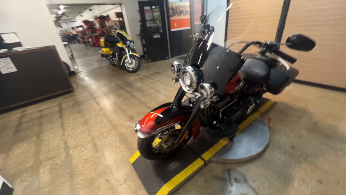 2025 Harley-Davidson Heritage Classic FLHC - Photo 8
