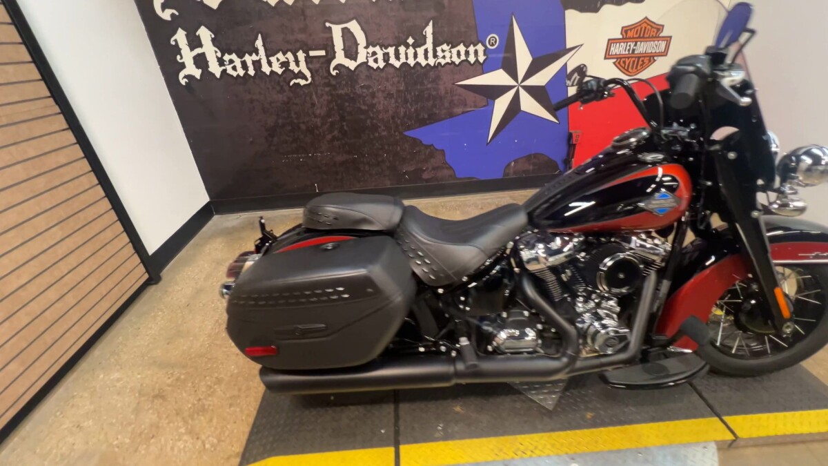 2025 Harley-Davidson Heritage Classic FLHC - Photo 5
