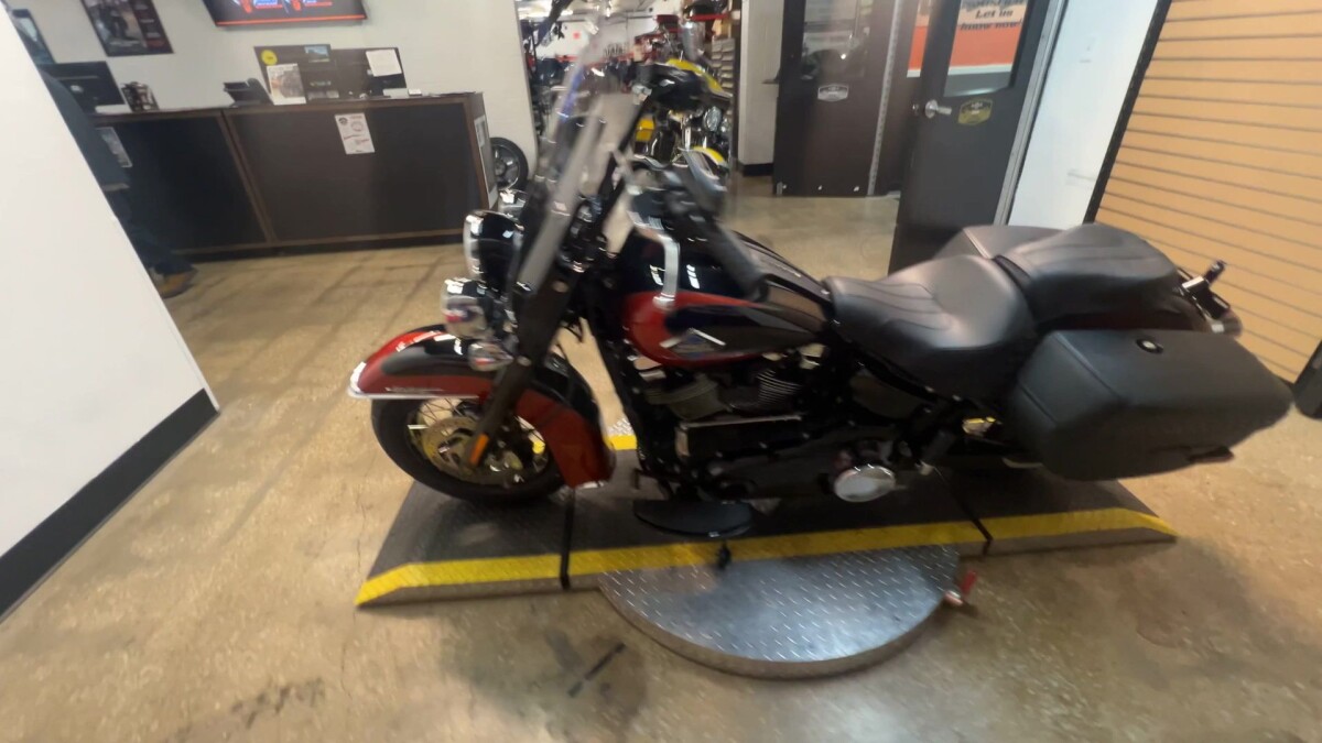 2025 Harley-Davidson Heritage Classic FLHC - Photo 9
