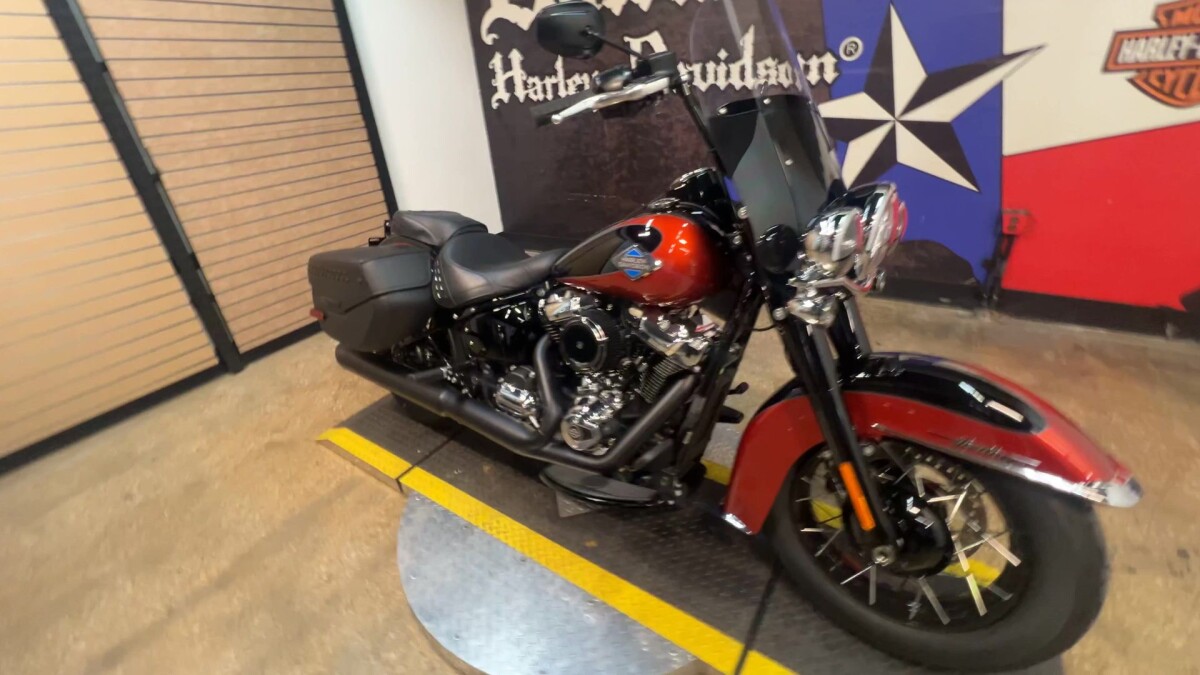 2025 Harley-Davidson Heritage Classic FLHC - Photo 6