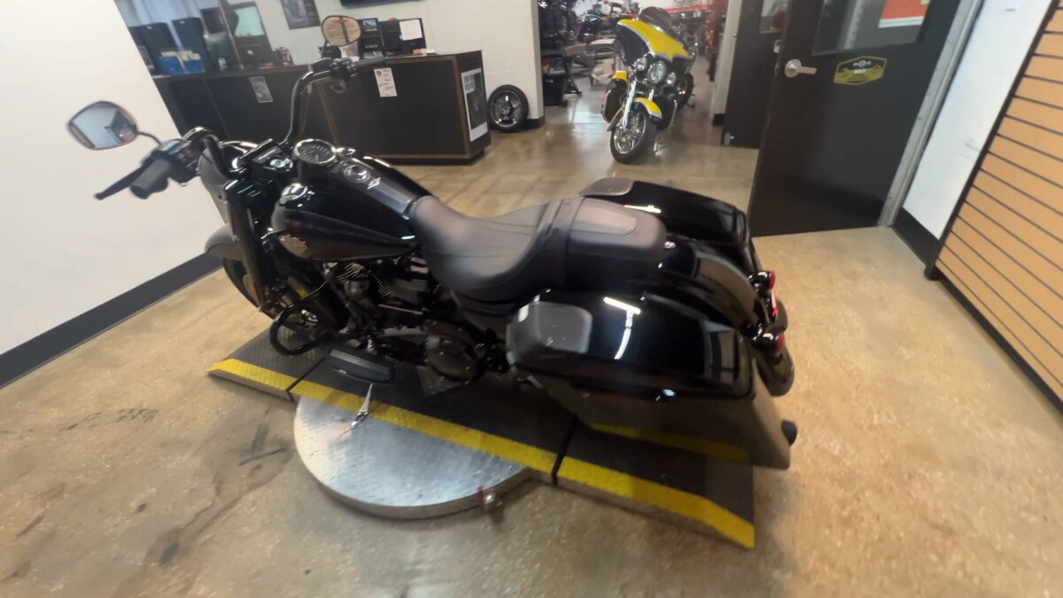 2025 Harley-Davidson Road King Special FLHRXS - Photo 9