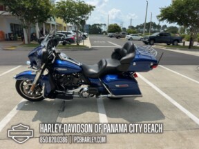 2017 Harley-Davidson<sup>®</sup> Electra Glide® Ultra Classic® thumb 0