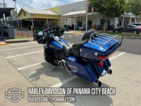 2017 Harley-Davidson<sup>®</sup> Electra Glide® Ultra Classic® thumb 1