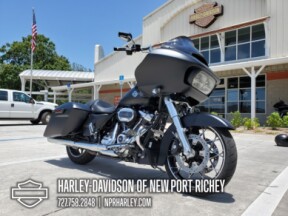 2022 Harley-Davidson<sup>®</sup> Road Glide<sup>®</sup> Special thumb 2