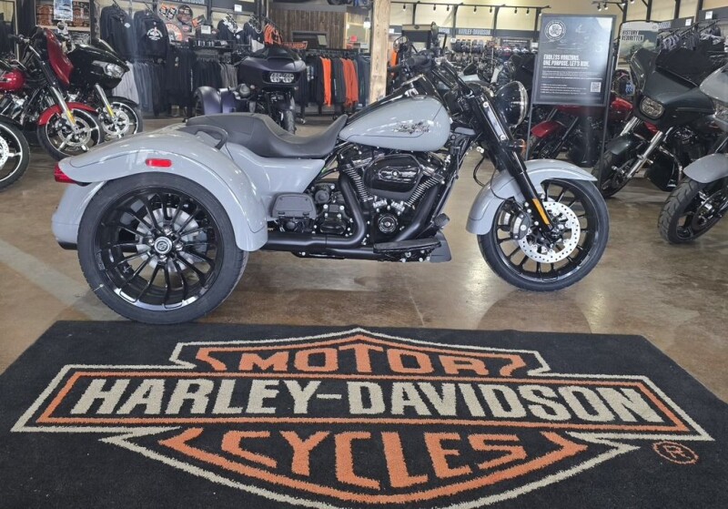2025 Harley-Davidson® Freewheeler® 